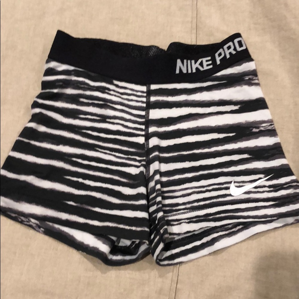 🌸✨ Nike Pro Spandex